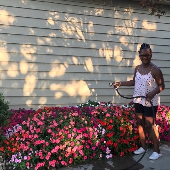 LIKE THIS LISTING WHEN I GO LIVE!!🌺😊🥳 - Picture 4 of 6